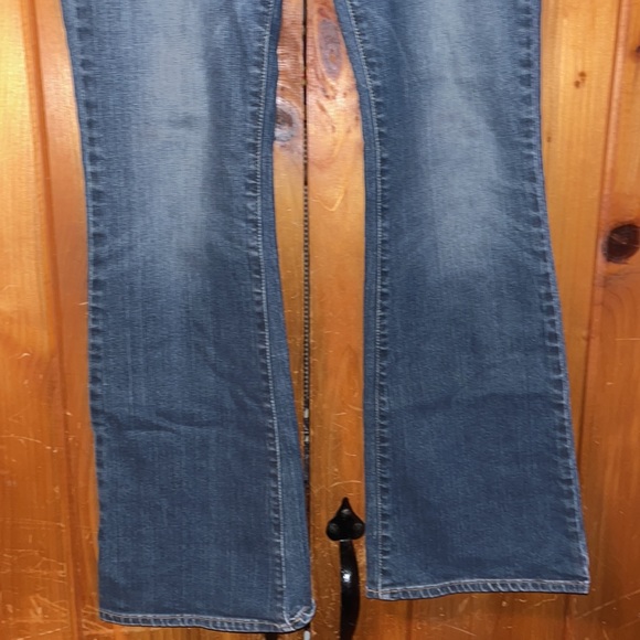 Lucky Brand Jeans - Picture 3 of 6